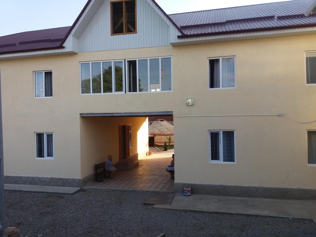 Guest House Arbat Cholpon-Ata Exterior foto