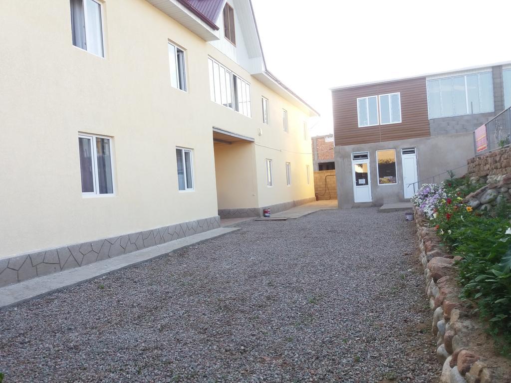 Guest House Arbat Cholpon-Ata Exterior foto