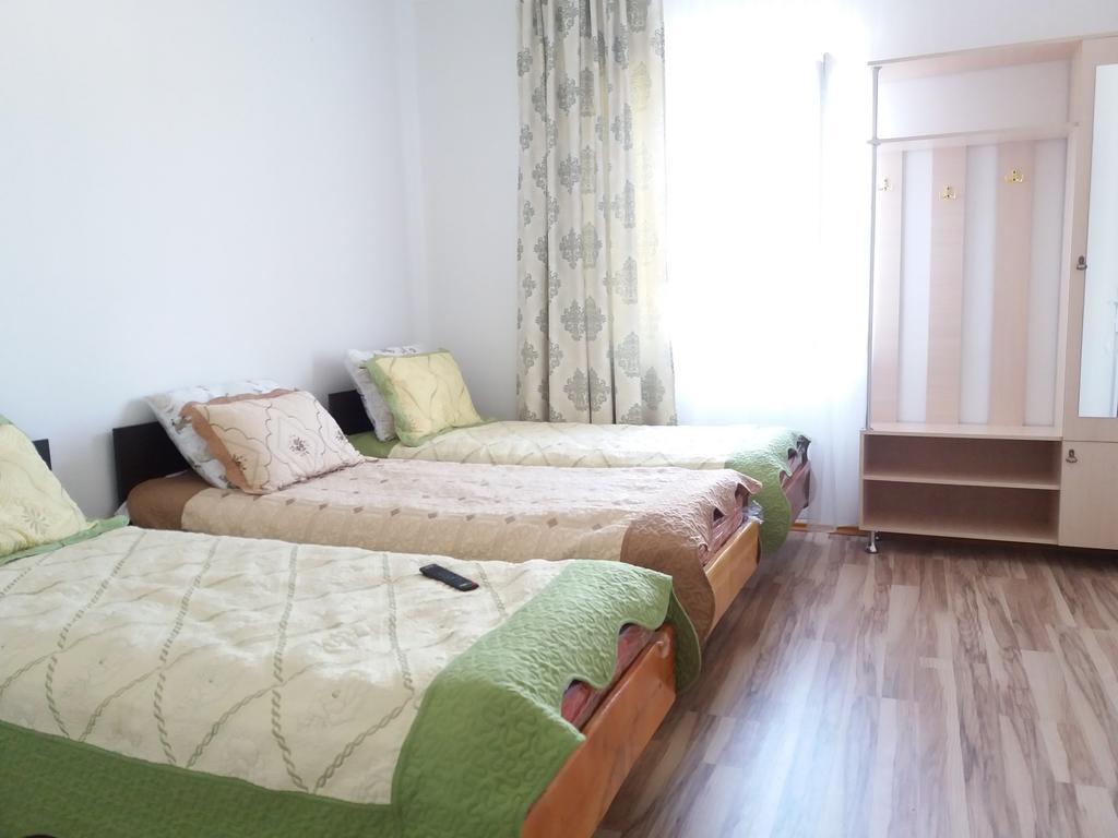 Guest House Arbat Cholpon-Ata Exterior foto