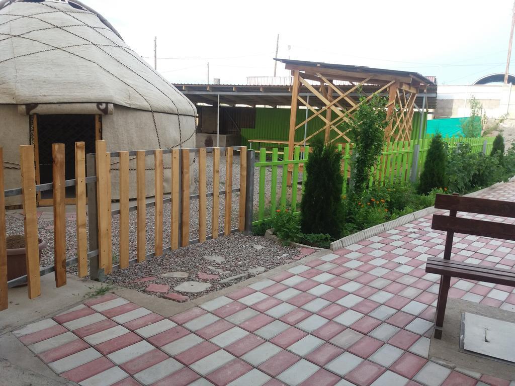 Guest House Arbat Cholpon-Ata Exterior foto